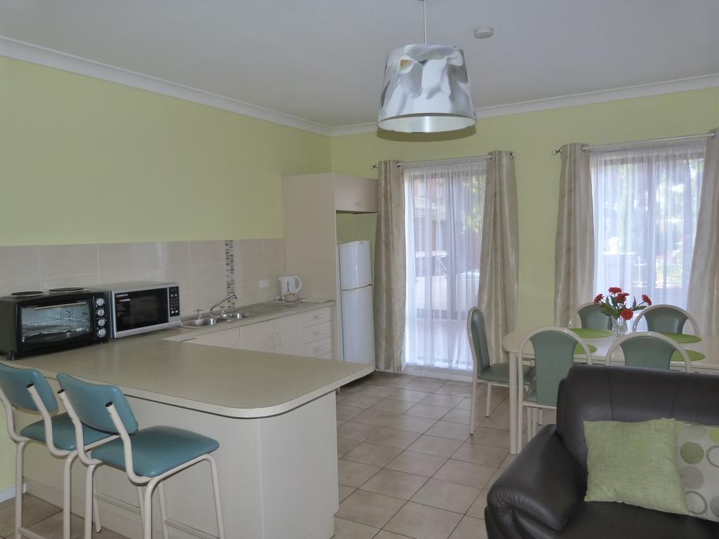 Fullarton Motor Lodge Adelaide Room photo