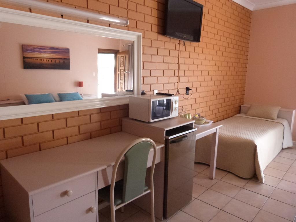 Fullarton Motor Lodge Adelaide Room photo